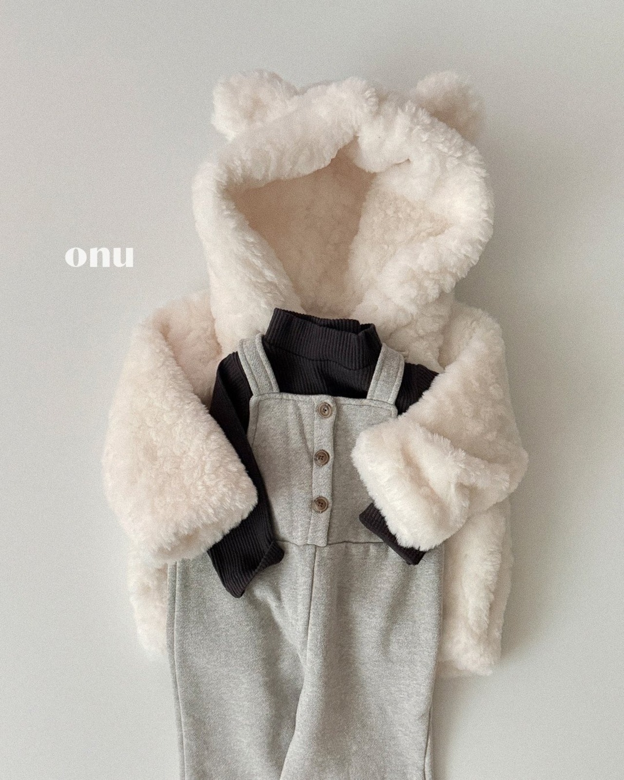 ONU［取寄］rib turtleneck tee 26winter