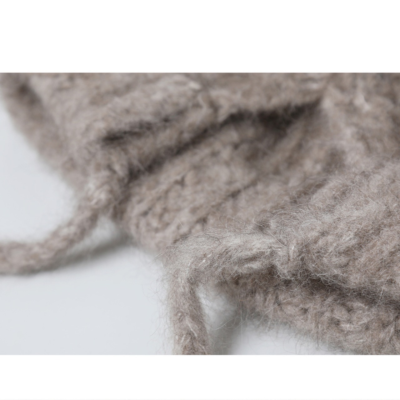 Earflap Knit Hat T4162