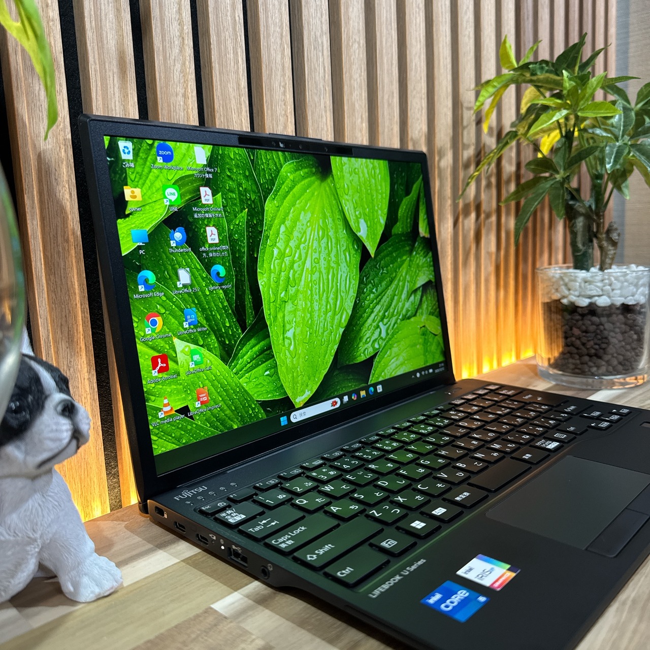 \ 公式ショップ限定価格❣️\ 準美品《2023年モデル》富士通 LIFEBOOK U9313/N 第13世代 メモリ8GB SSD256GBノートパソコン 安心サポート＆3ヶ月保証付き