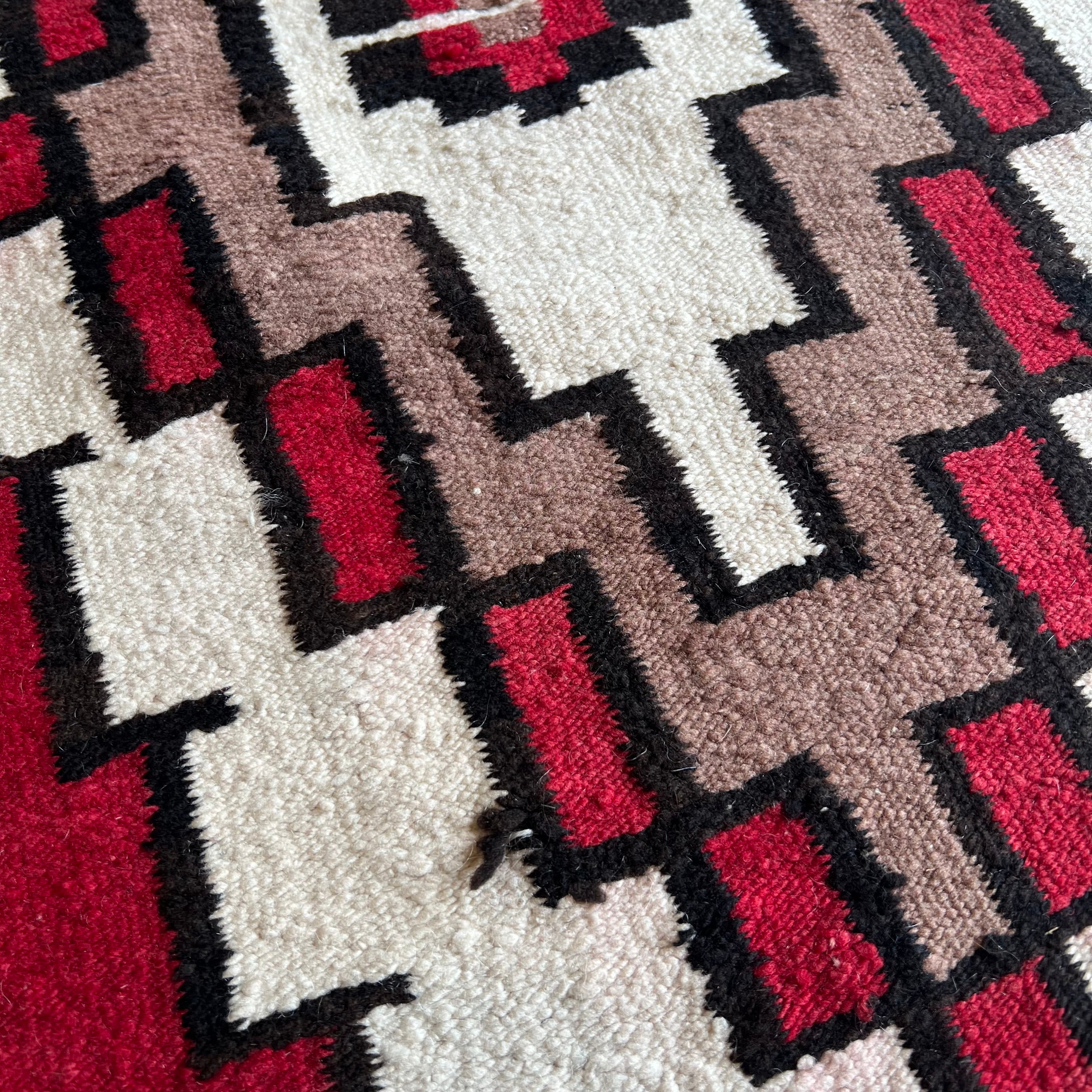 NAVAJO RUG | BUFF STOCK YARD