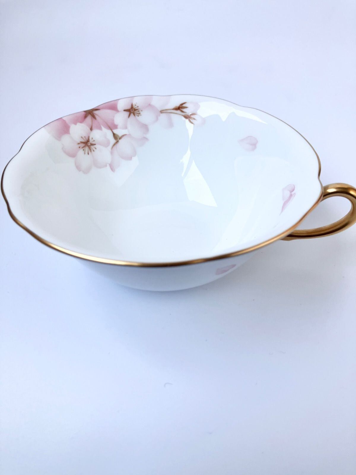 大倉陶園】 創業100周年記念作品 碗皿暦【 4月桜】 | 若林陶器