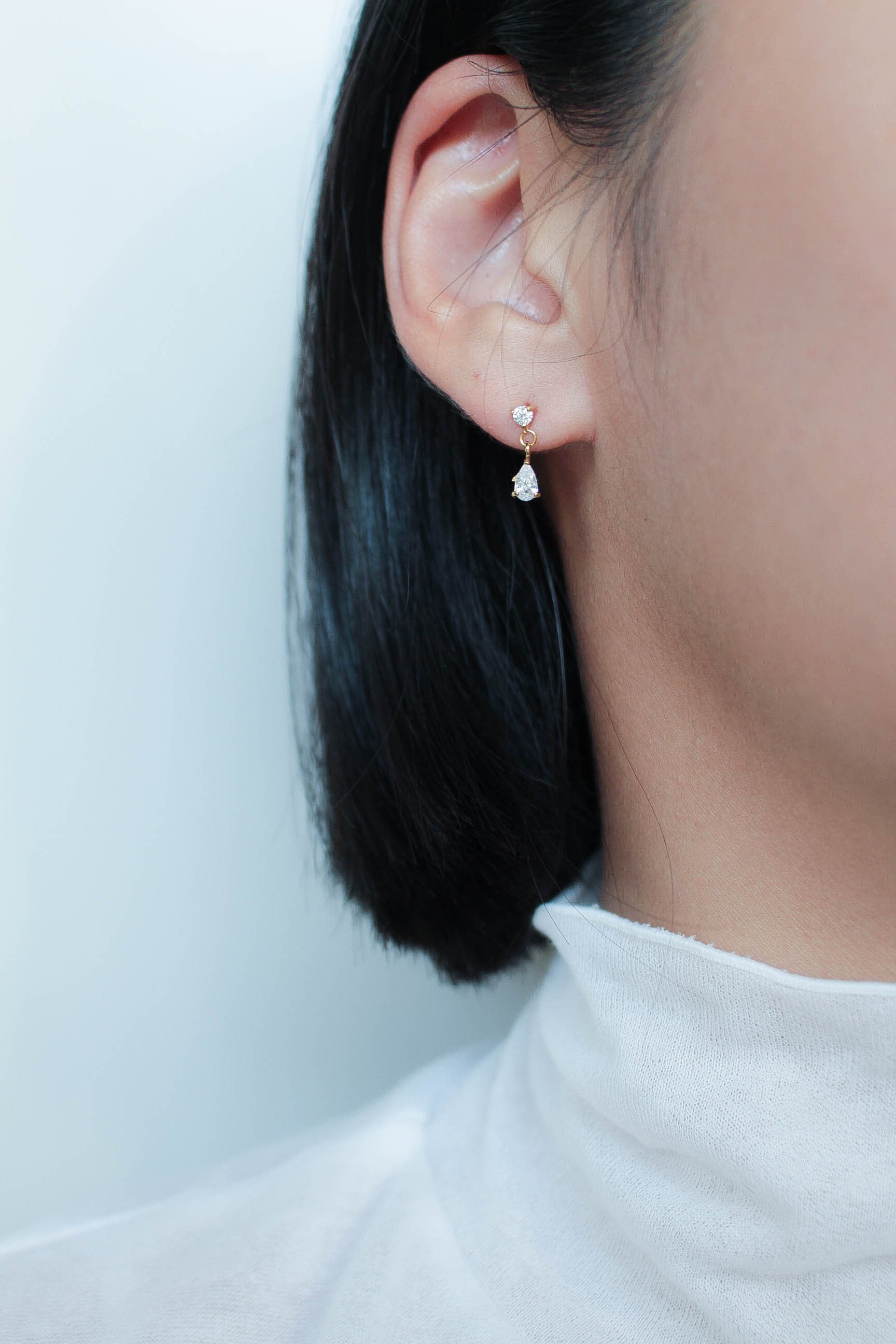 Drop Sway Zircon Pierce | ebine(エビネ)|金属アレルギー対応アクセサリー