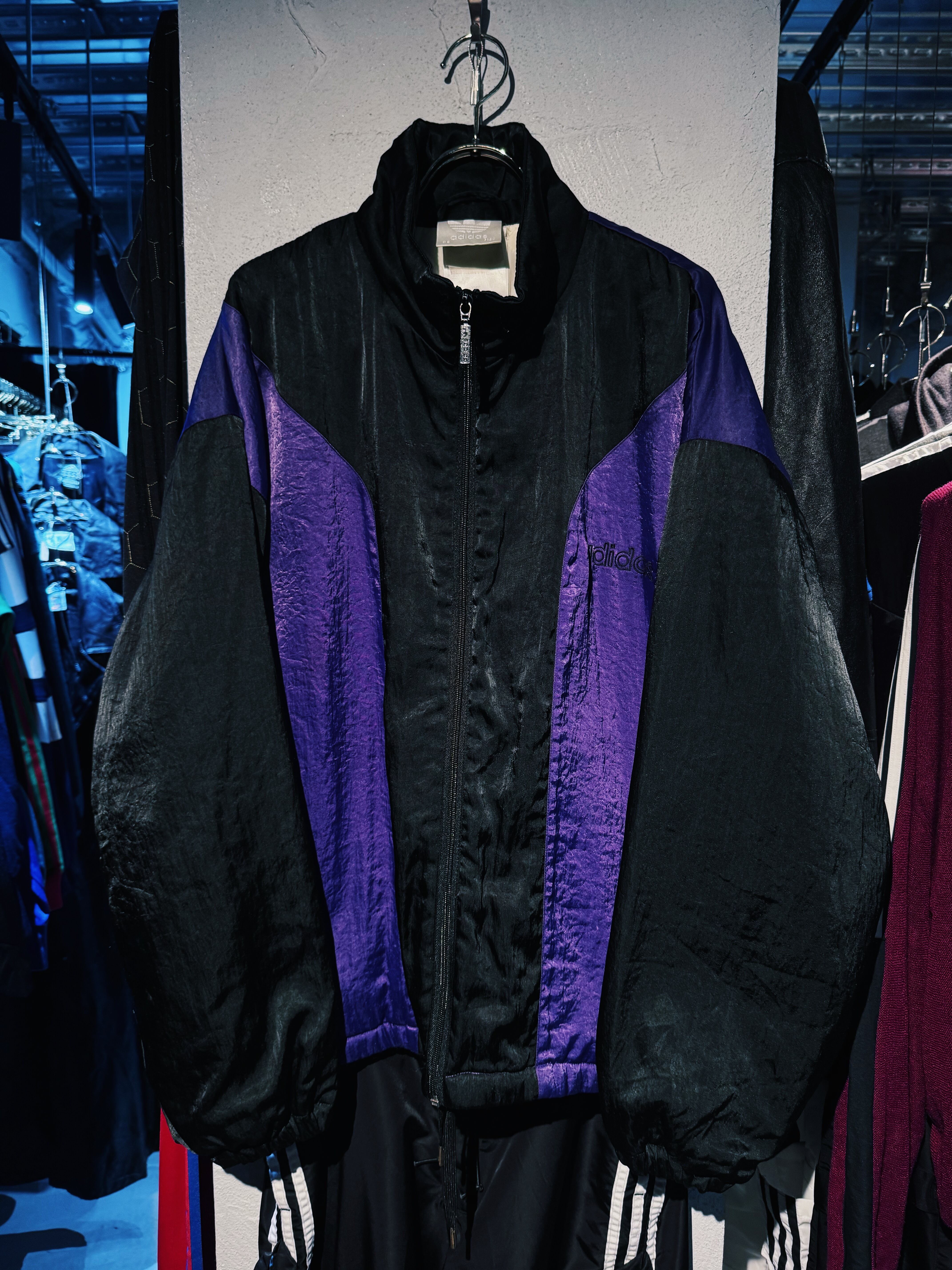 【D4C】80's"ADIDAS"EURO VINTAGE switching color quilting lining design nylon track jacket