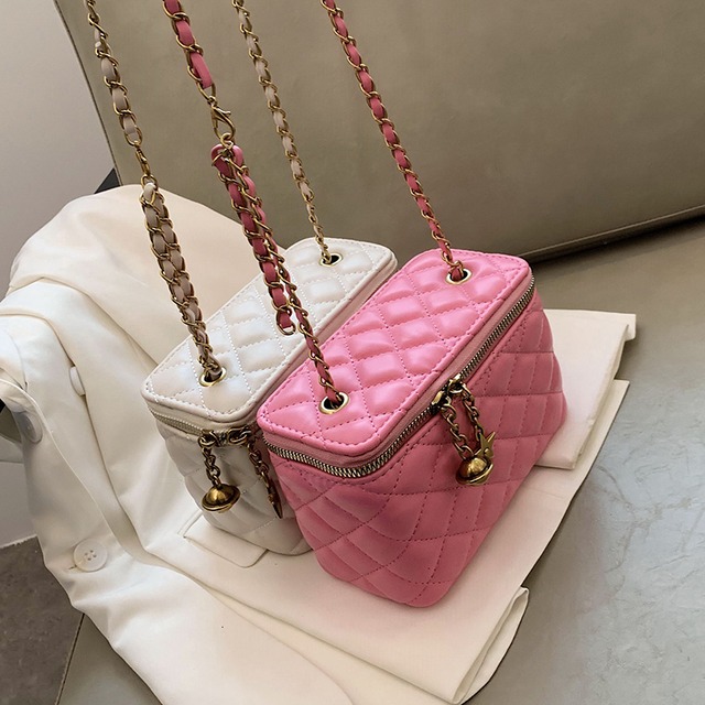 今年人気のレディースバッグ2020新しい流行のファッションワイルドインチェーンメッセンジャーネットレッドボックススモールスクエアバッグ 手作りハンドバック42242097423