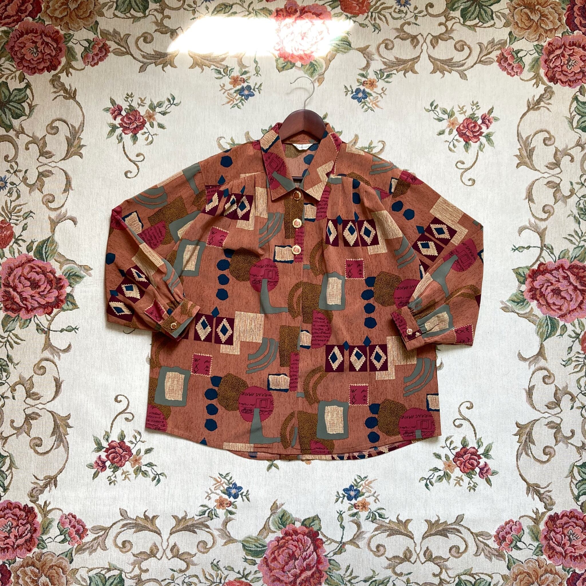 vintage retro design shirt