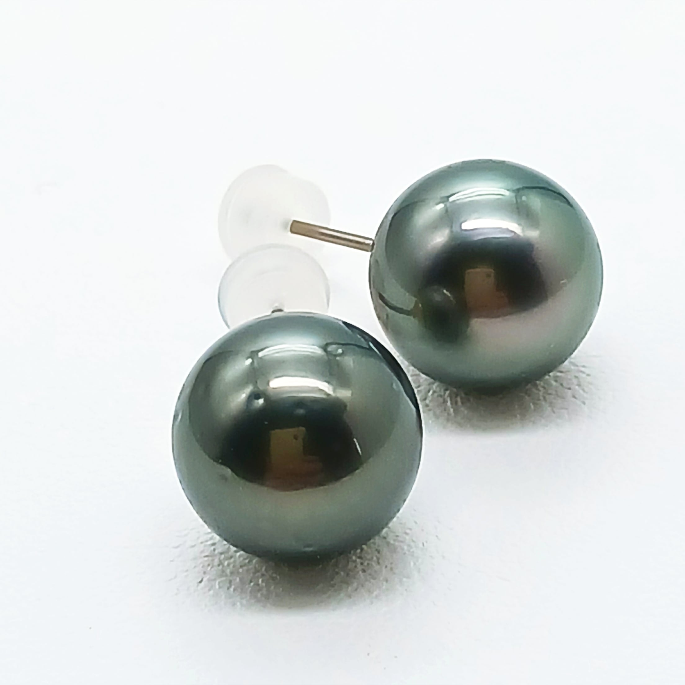タヒチ黒蝶真珠パールピアス ケシ 12×6mm ブラックグレーカラー K14WG