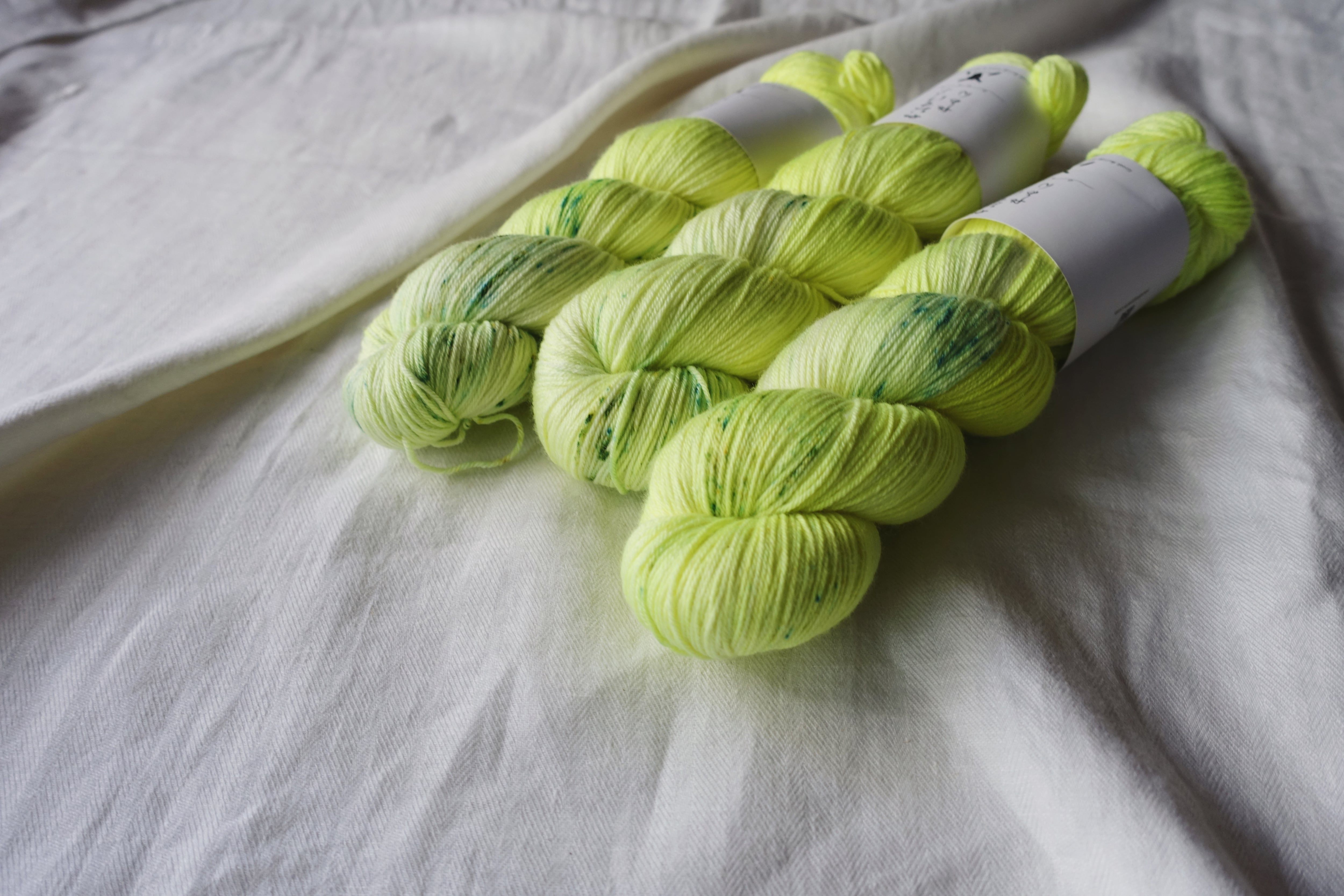 手染め糸]Premium Silk+Wool Sock_Parakeet | 手染め毛糸のYaoskep Yarn