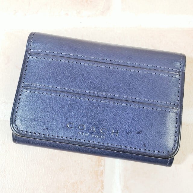 美品 オールドコーチ ☆ レザー 折財布 ネイビー ヴィンテージ 美品 オールドコーチ ☆ レザー 折財布 ネイビー ヴィンテージ