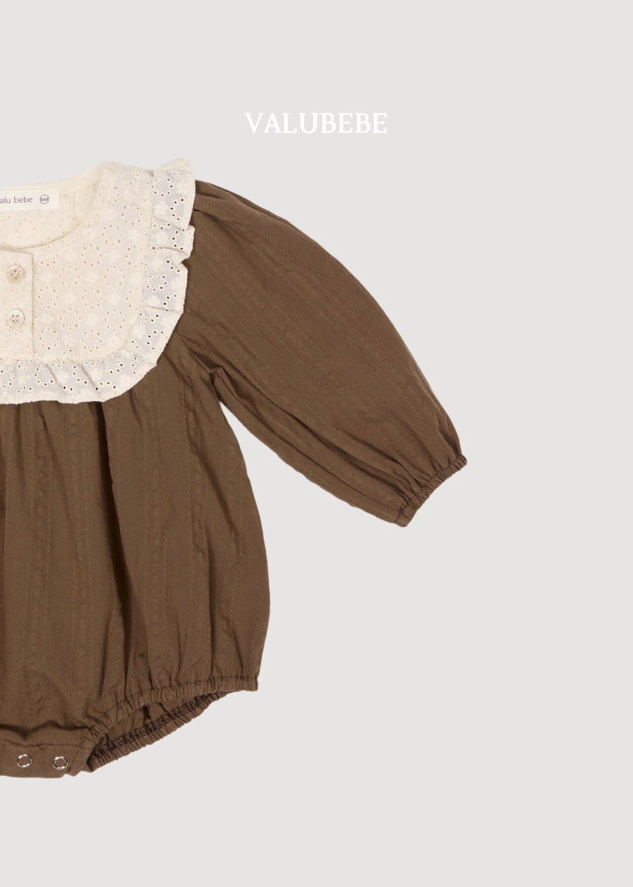 送料無料【予約】/ ブルノフリルロンパース / valubebe