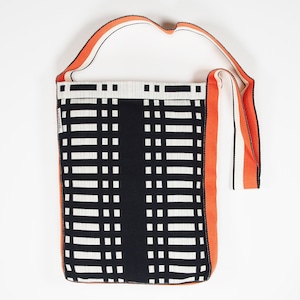 JOHANNA GULLICHSEN（ヨハンナ グリクセン） Reversible Shoulder Bag Nereus（ネレウス） Black