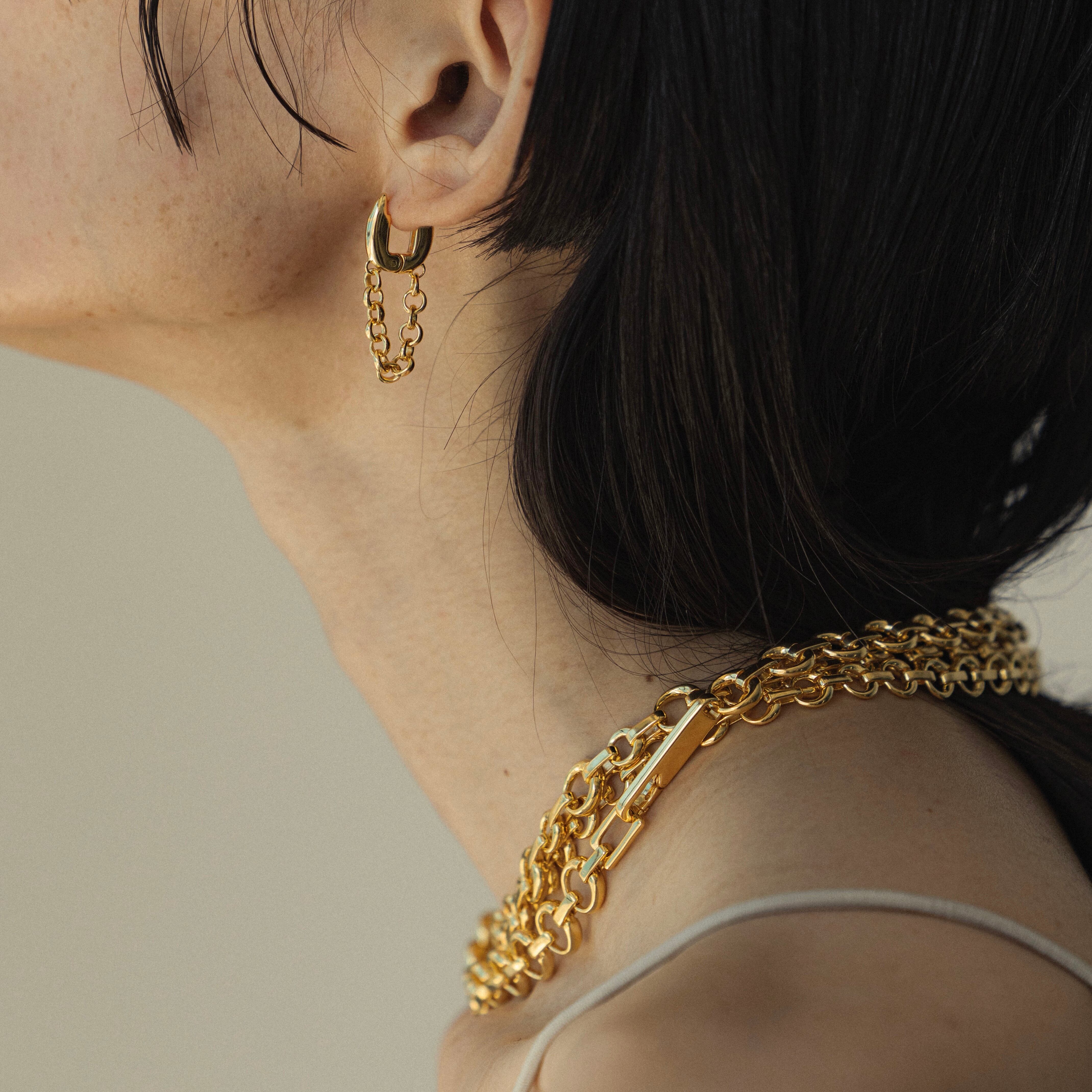 Lock pierce single chain Gold | FLYNK