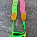 30mm幅カメラストラップサーモンピンク裏地蛍光グルーん革ベタ染黄色