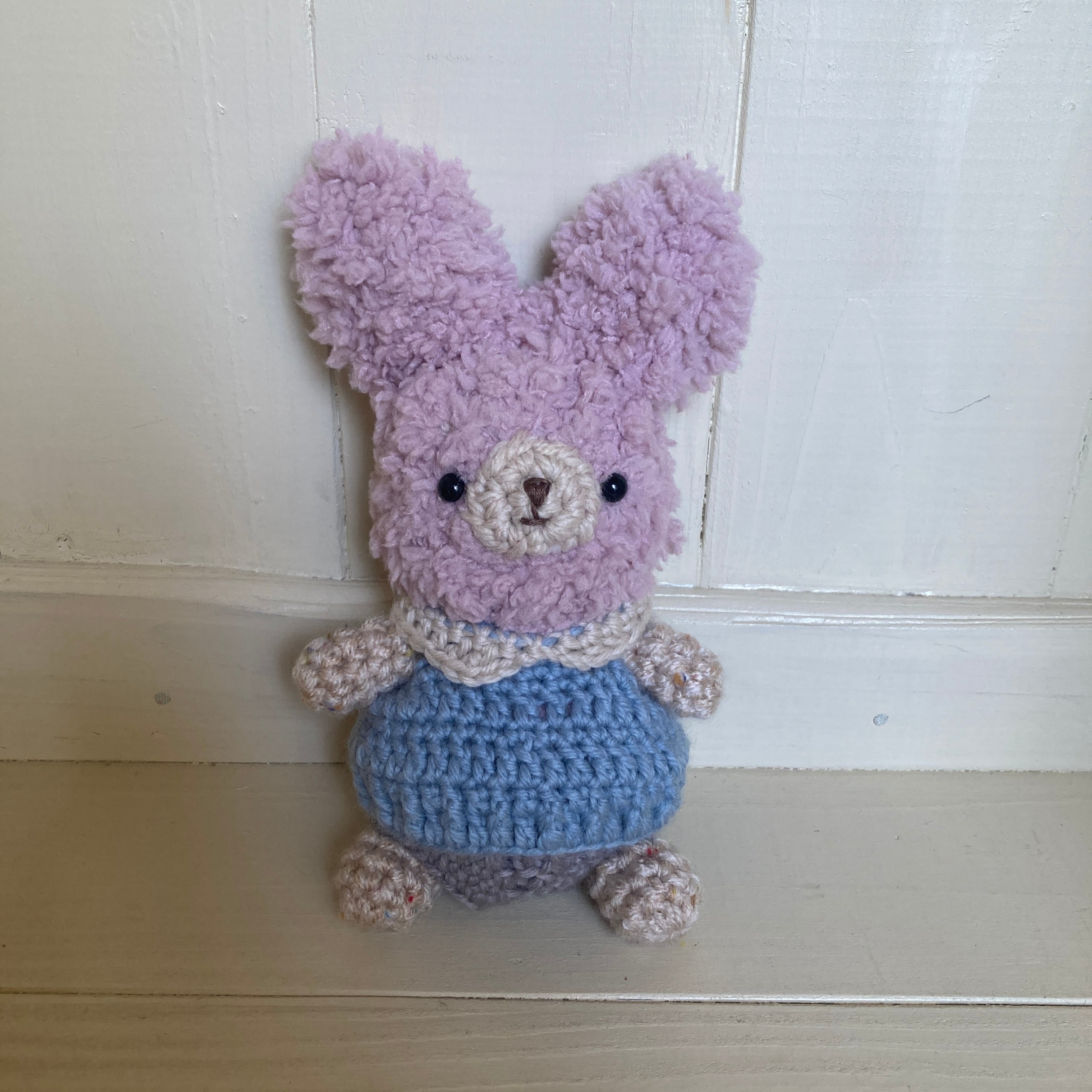 ふわもこ子うさぎちゃん」あみぐるみうさぎ｜手編みぬいぐるみ