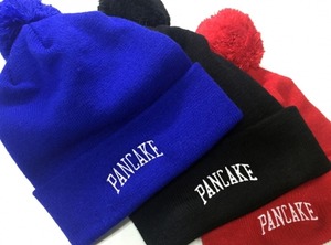 ARCH LOGO POMPOM BEANIE /  PANCAKE