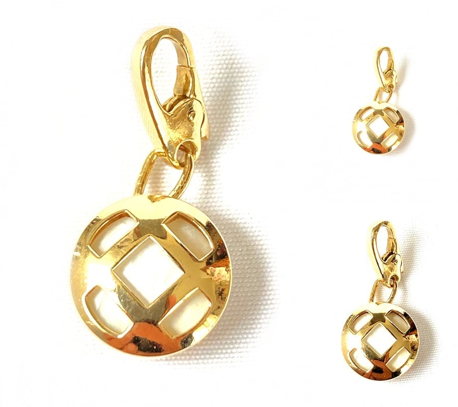 カルティエ Cartier パシャグリッド K18YG 750 イエローゴールド チャーム トップ ホワイトシェル