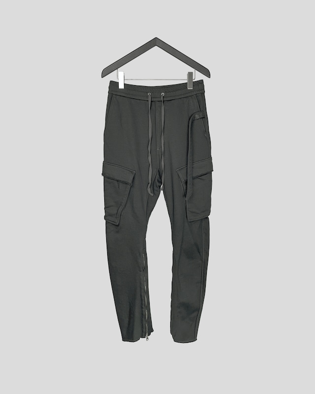 ASKYY / FLARED SWEAT CARGO PANTS / DEEP DYE