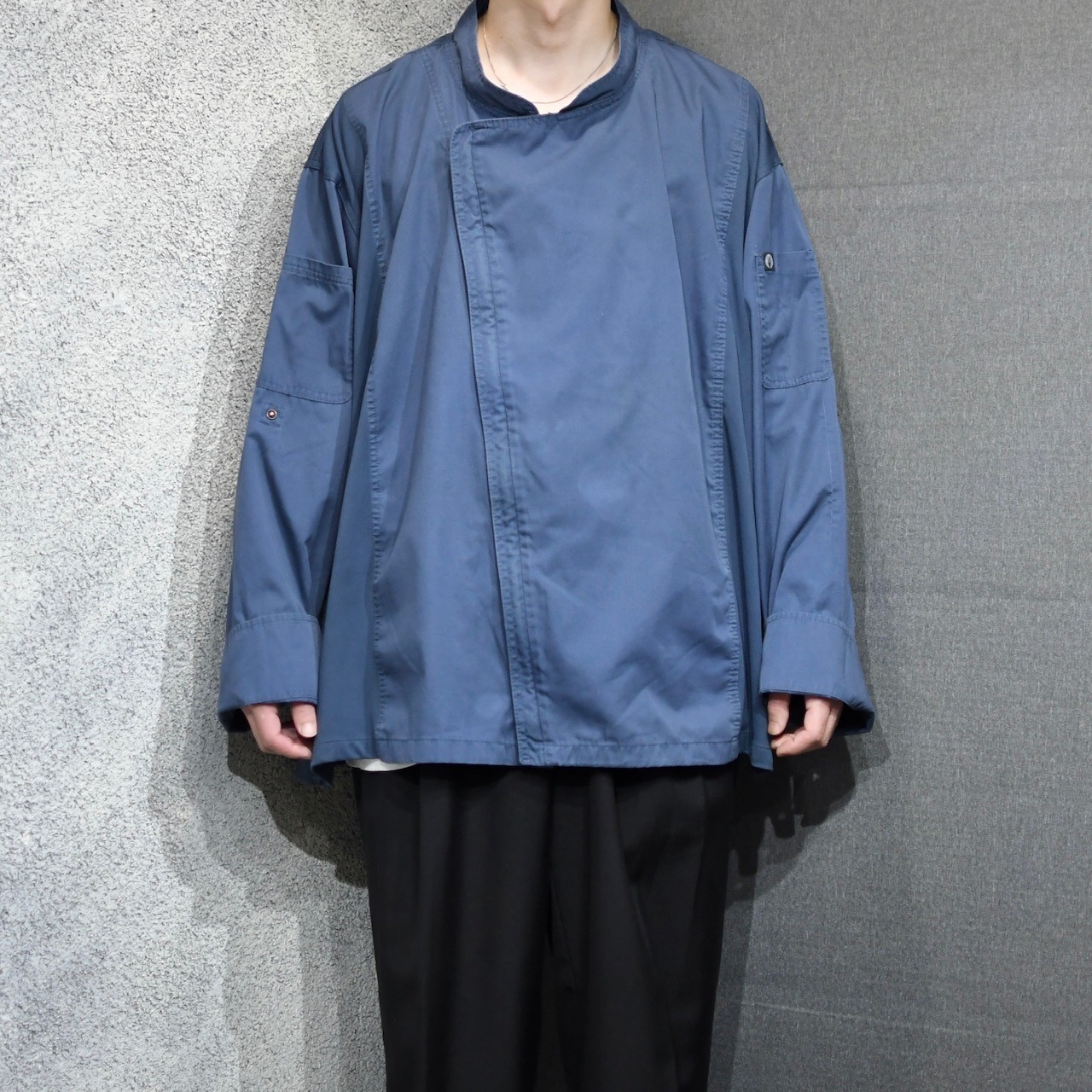 wide silhouette zip up design chef jacket