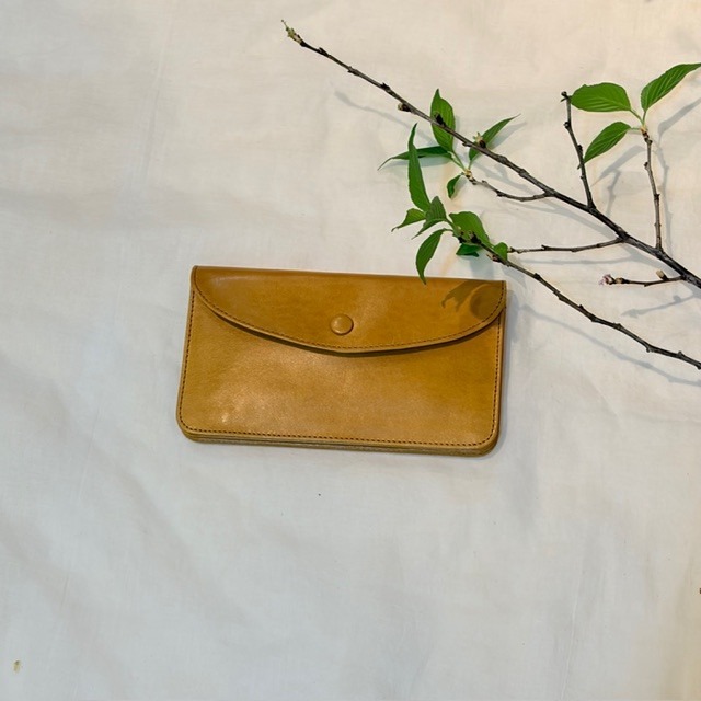 B.stuff　「フラウ」マルチコンバートメント長財布(ディジョン)