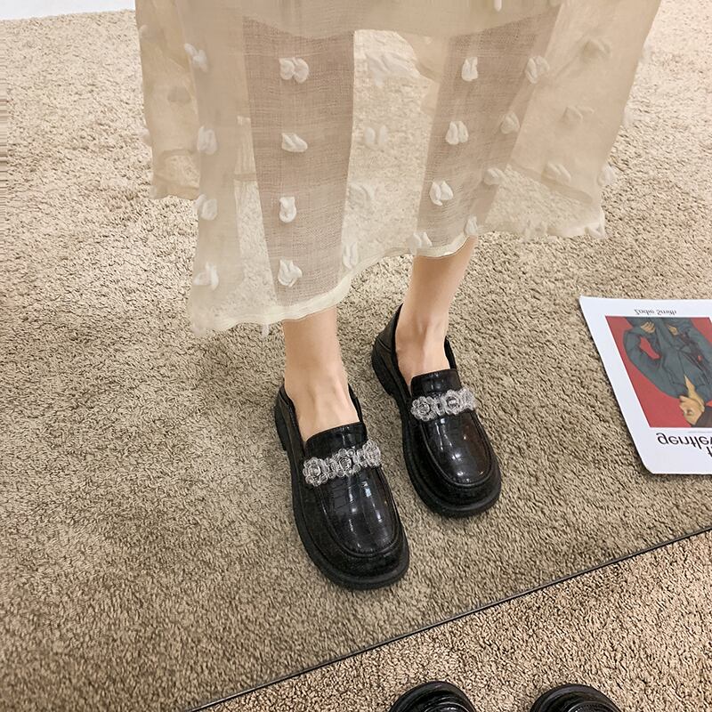 シングルサマーレッドクリスタル 靴 シューズ ローファー 夏物 フラワーデザイン フェイクシューズ56379130213