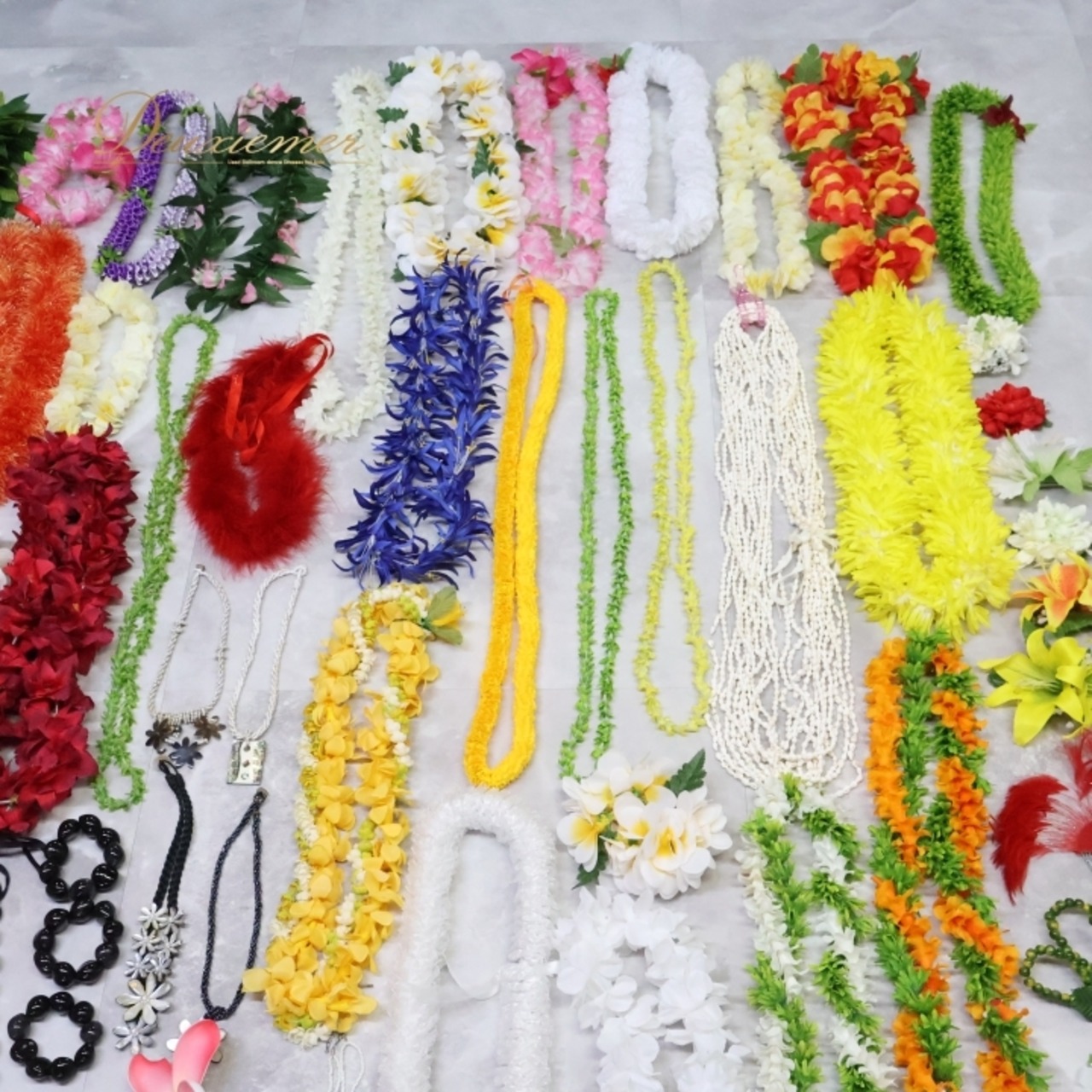 フラダンス 小物 小道具 まとめ売り 全100点以上 セット カラフル ネックレス フラワーレイ リーフレイ 髪飾り 頭飾り ハット リーフ 舞台 フラダンス衣装 民族舞踏 イベント 小道具セット タヒチアンダンス レイ おしゃれ アクセサリーセット