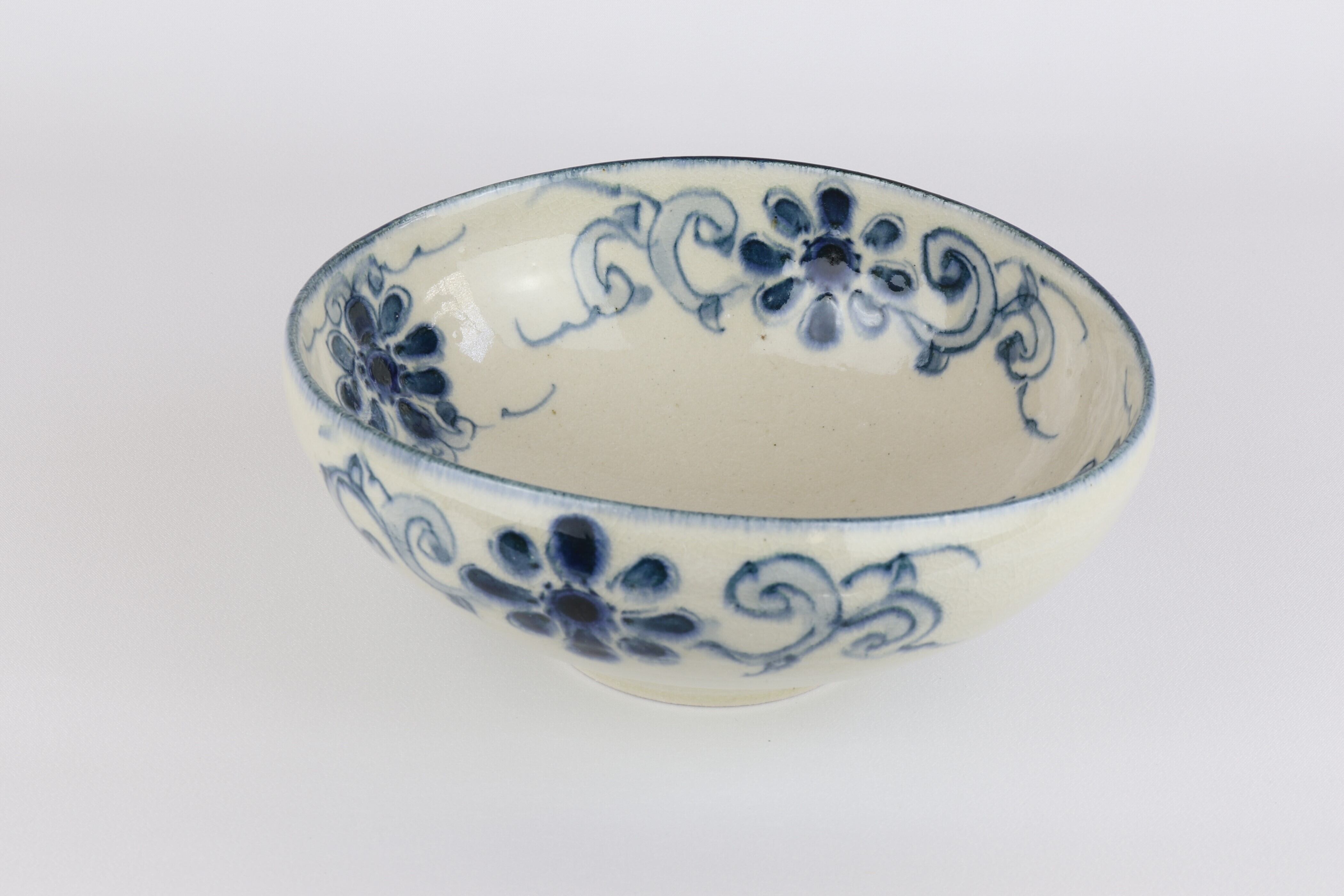 安南 たわみ鉢 四方花紋【B級品 特価】