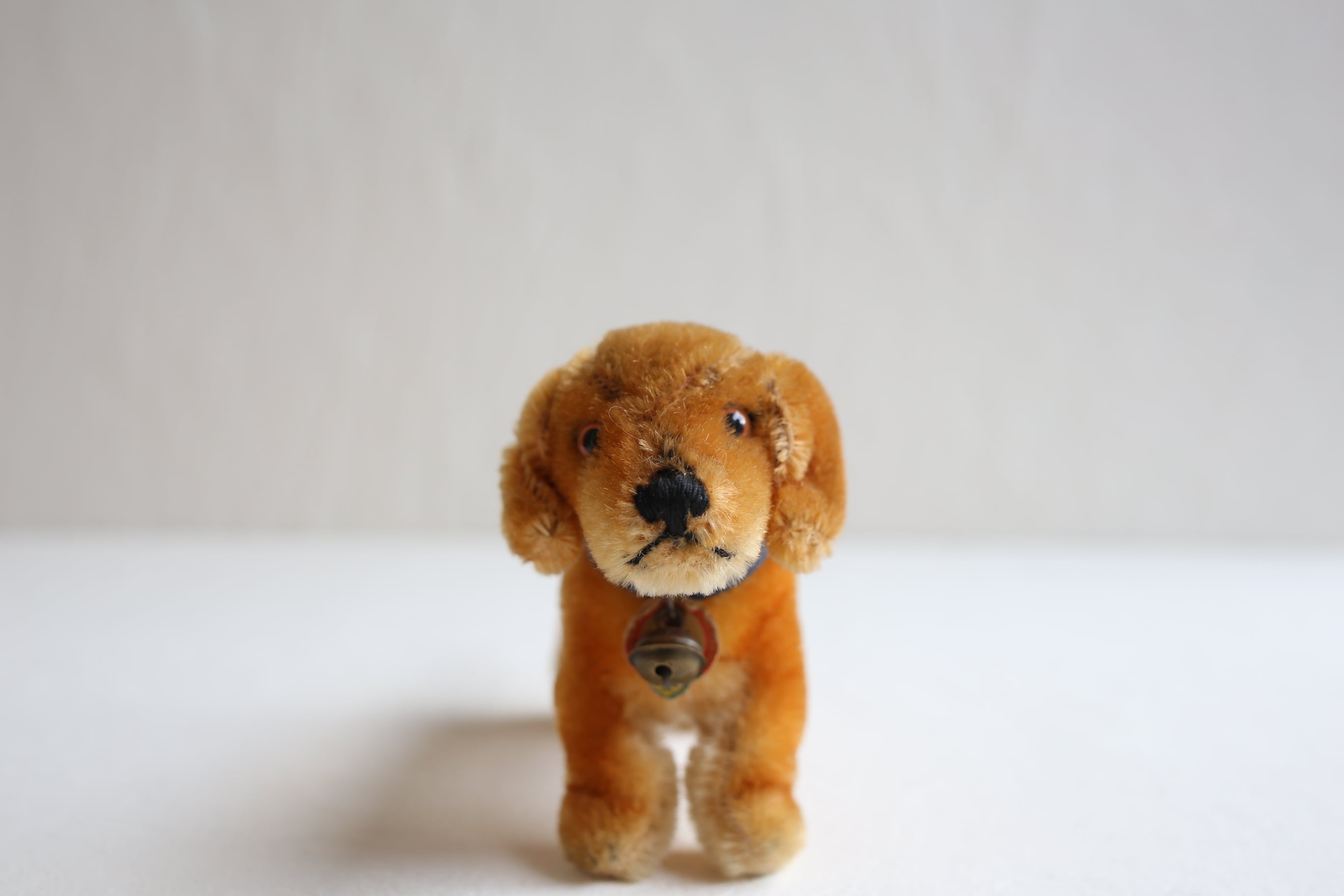 steiffシュタイフ/ ビンテージ・ダックスフント犬のBazi /10