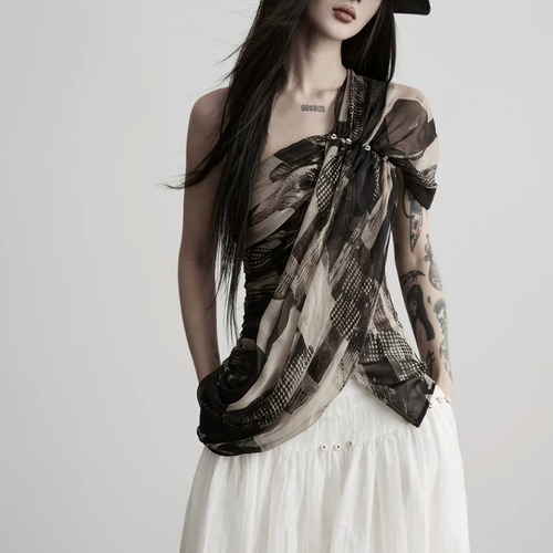 Twist drape one shoulder top C1543