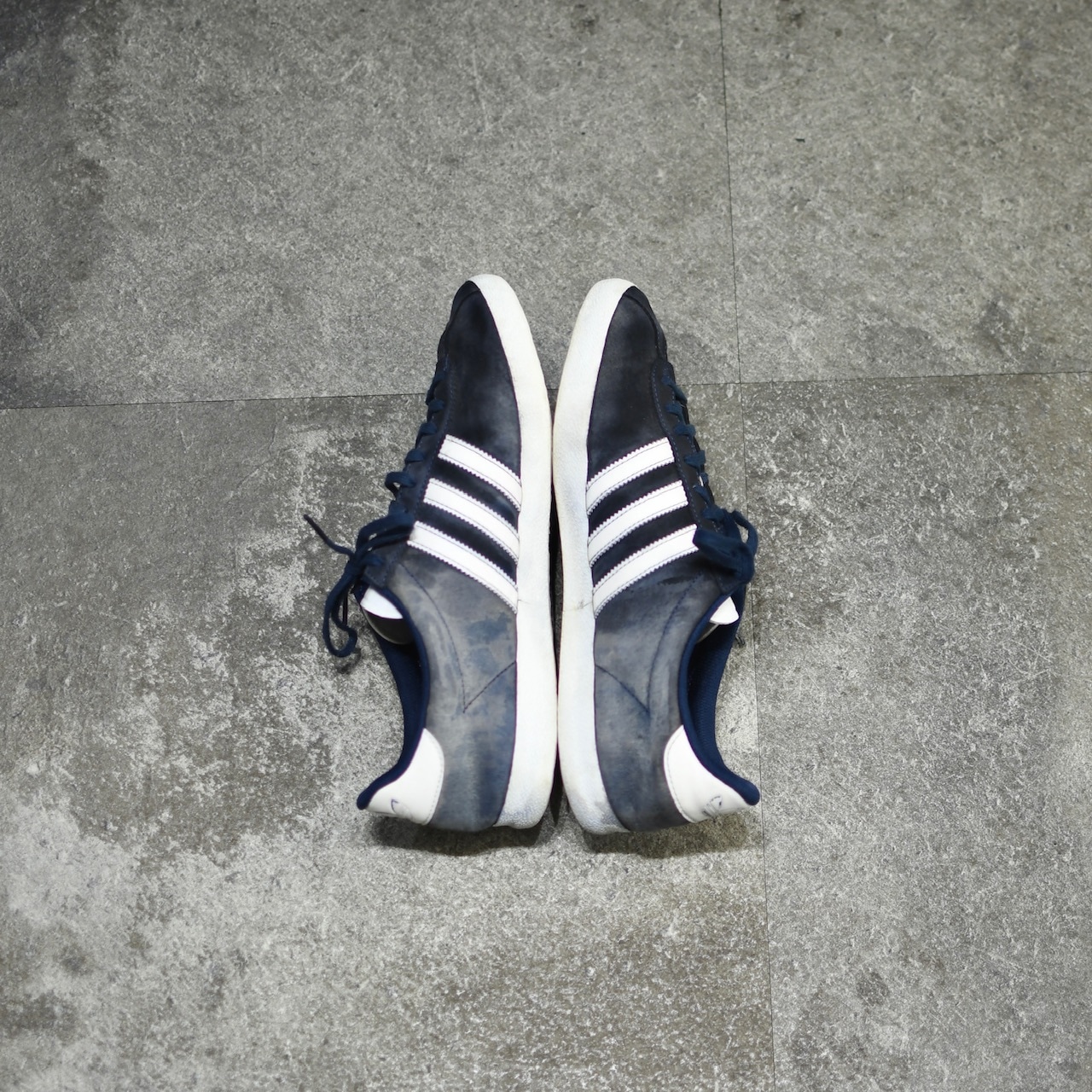 adidas gazelle fade navy sneaker