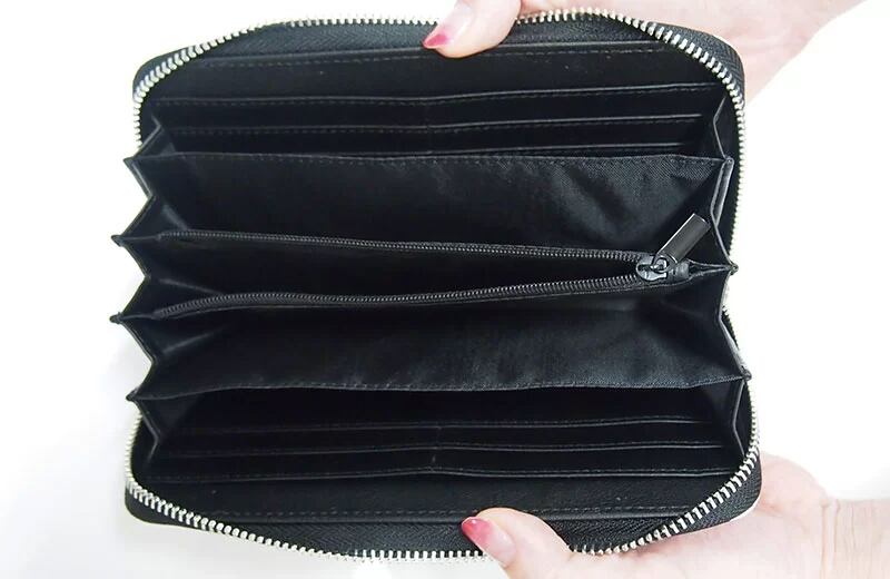 【激レア美品】プラダ　長財布　花柄　フラワー　刺繍　ロゴ金具　ラウンドジップ　黒 PRADA（プラダ） フラワー フラ ハワイ 長財布 ブラック レザー