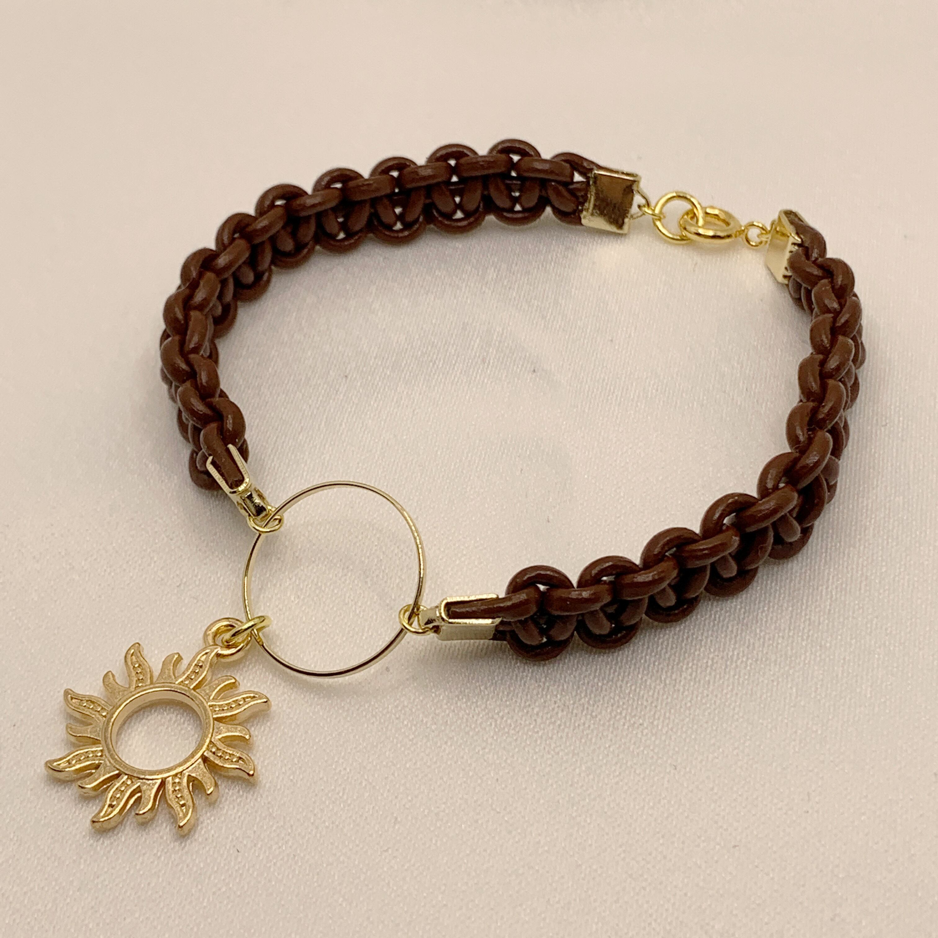 サンチャーム 編みブレスレット