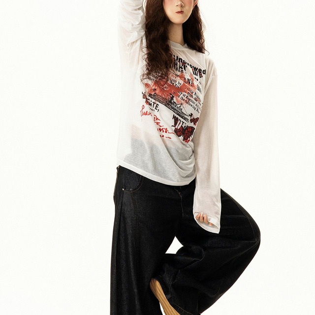 バタフライコラージュグラフィックロングスリーブTシャツ 1col R02568