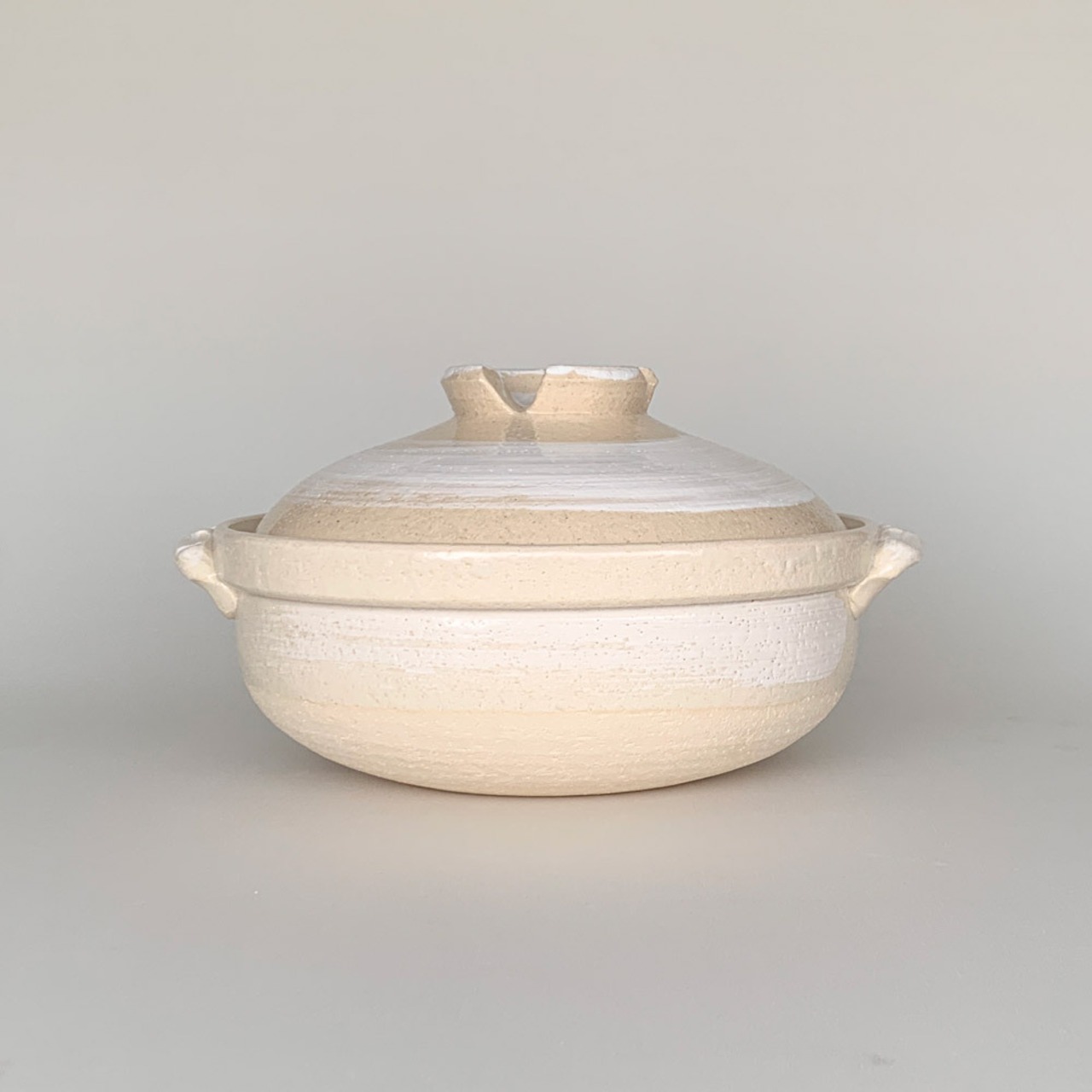 土鍋 8号 2〜3人用 直火専用 白刷毛目 深型 耐熱 日本製 萬古焼 送料無料