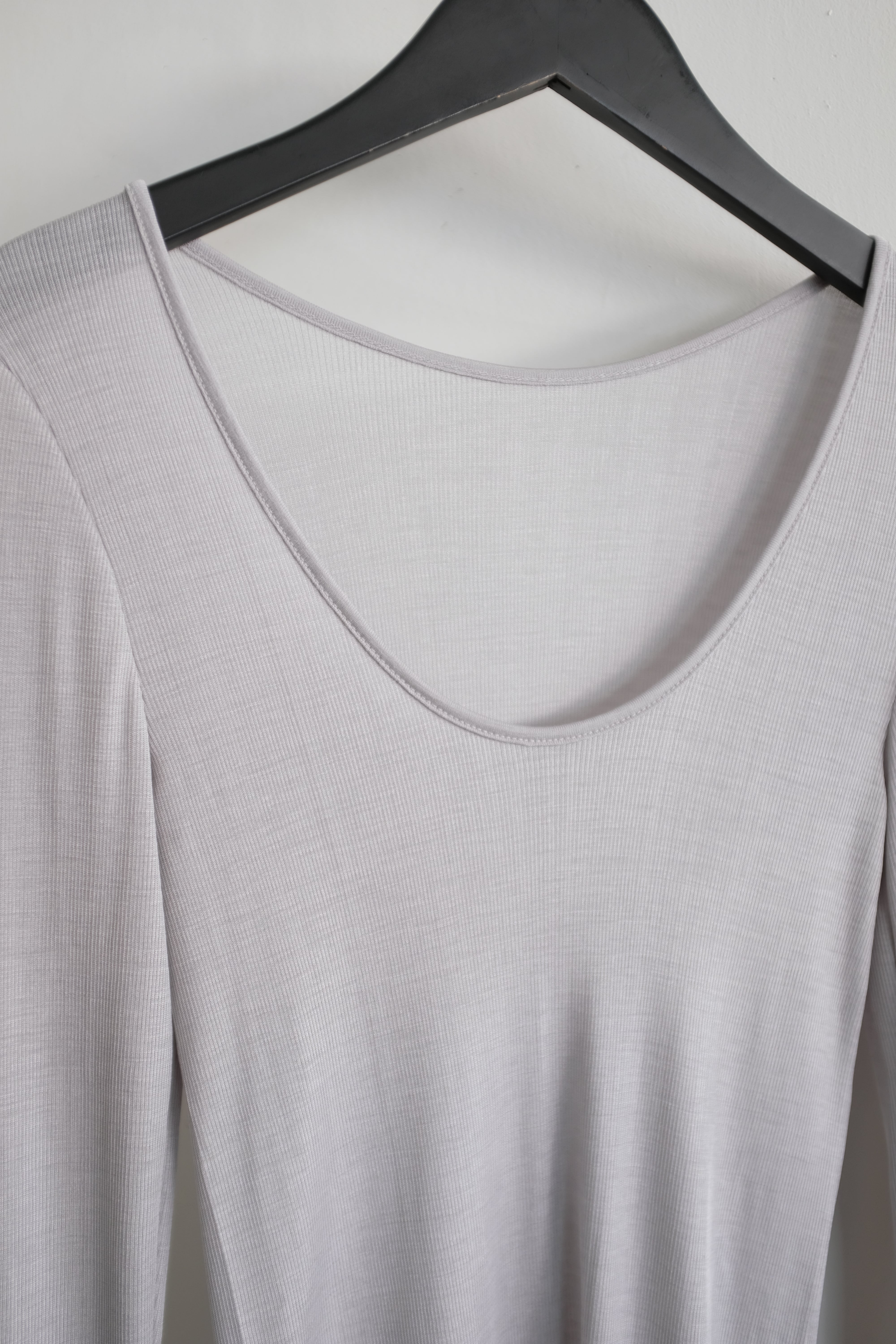 MALU]OLIBIA Two Way Scoop Neckline Top | YES-姫路の美容院と服のお