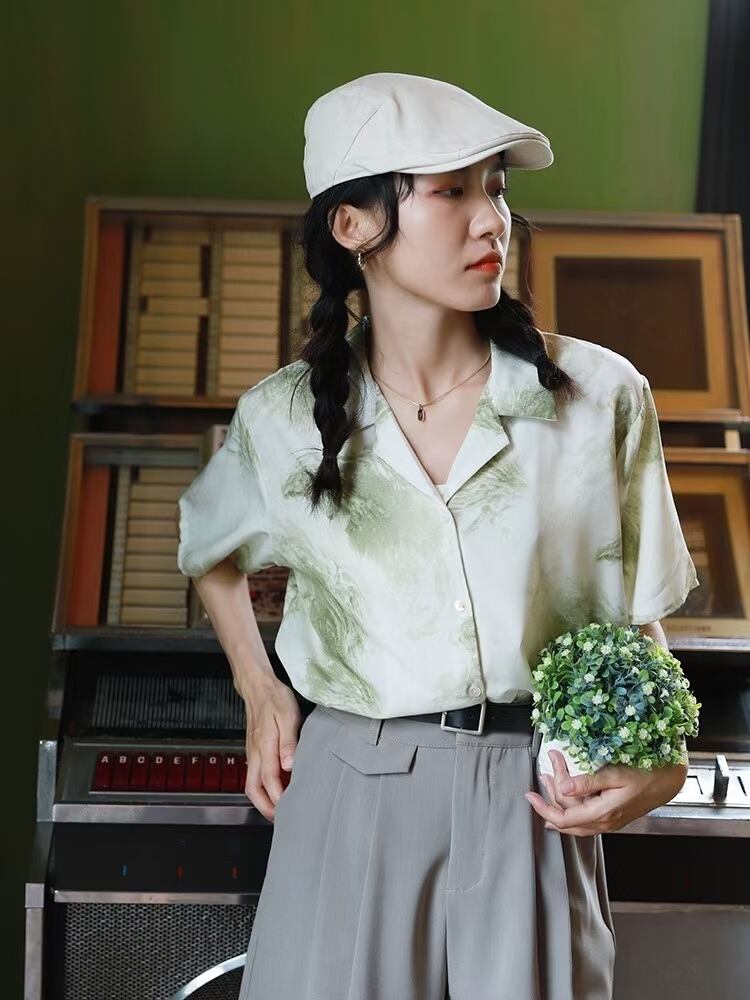 リーフ柄風　半袖シャツ　AJ3346-F01