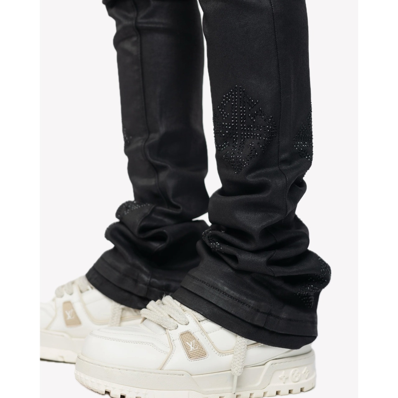 GUAPI / obsidian black icon embellished denim