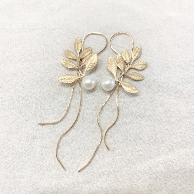 couture charm leaf pearl 　商品番号：U0CH005 東京（表参道）名古屋（覚王山）大阪（南船場）