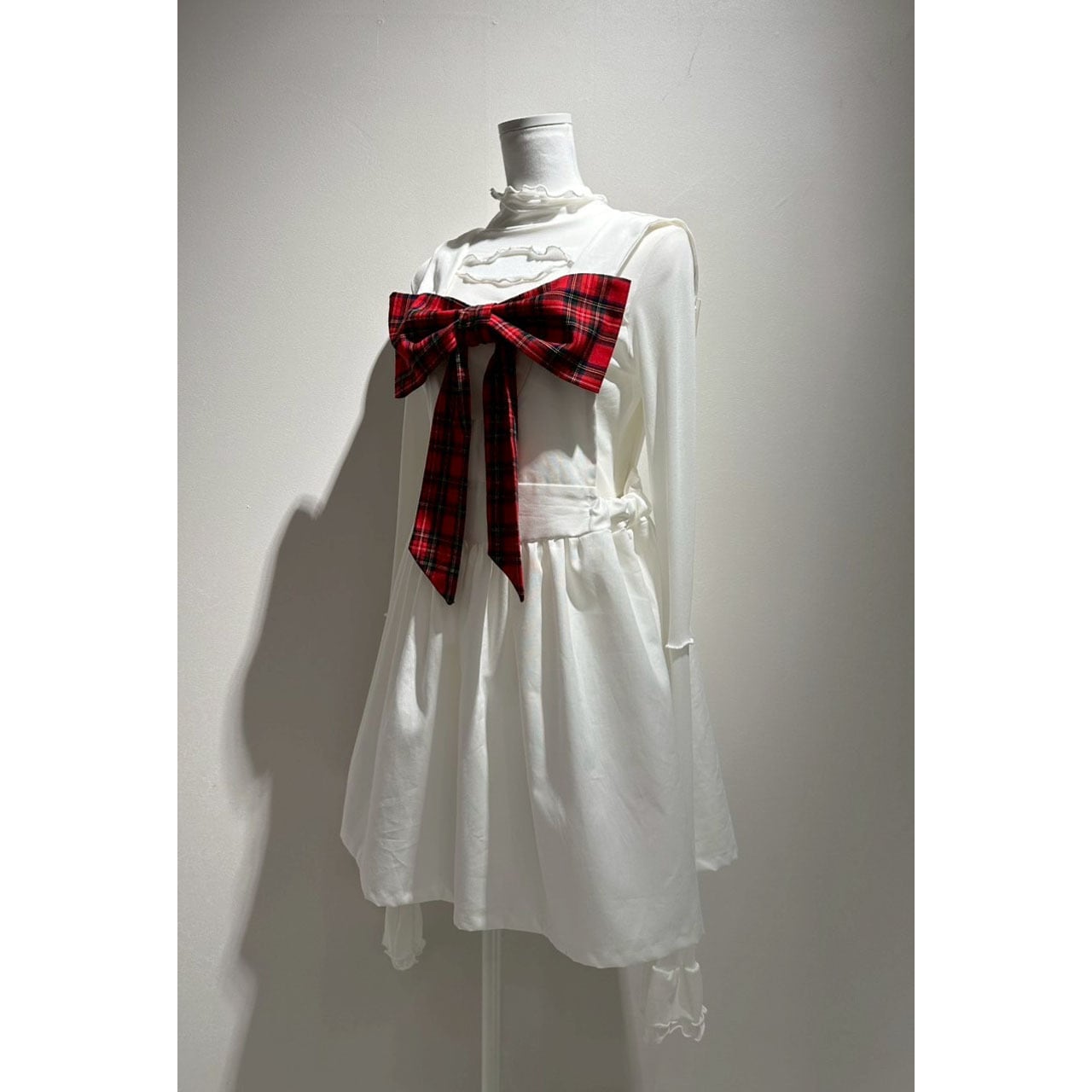 Front ribbon sleeveless onepiece (Color Ribbon / Short丈) | LITZY