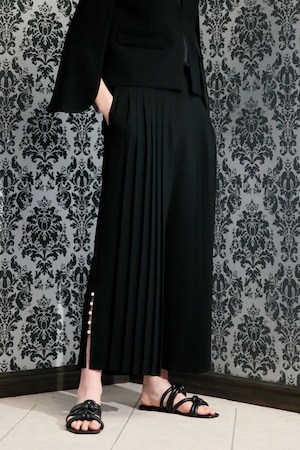 Pearl Pleated PantsⅡ　BLACK