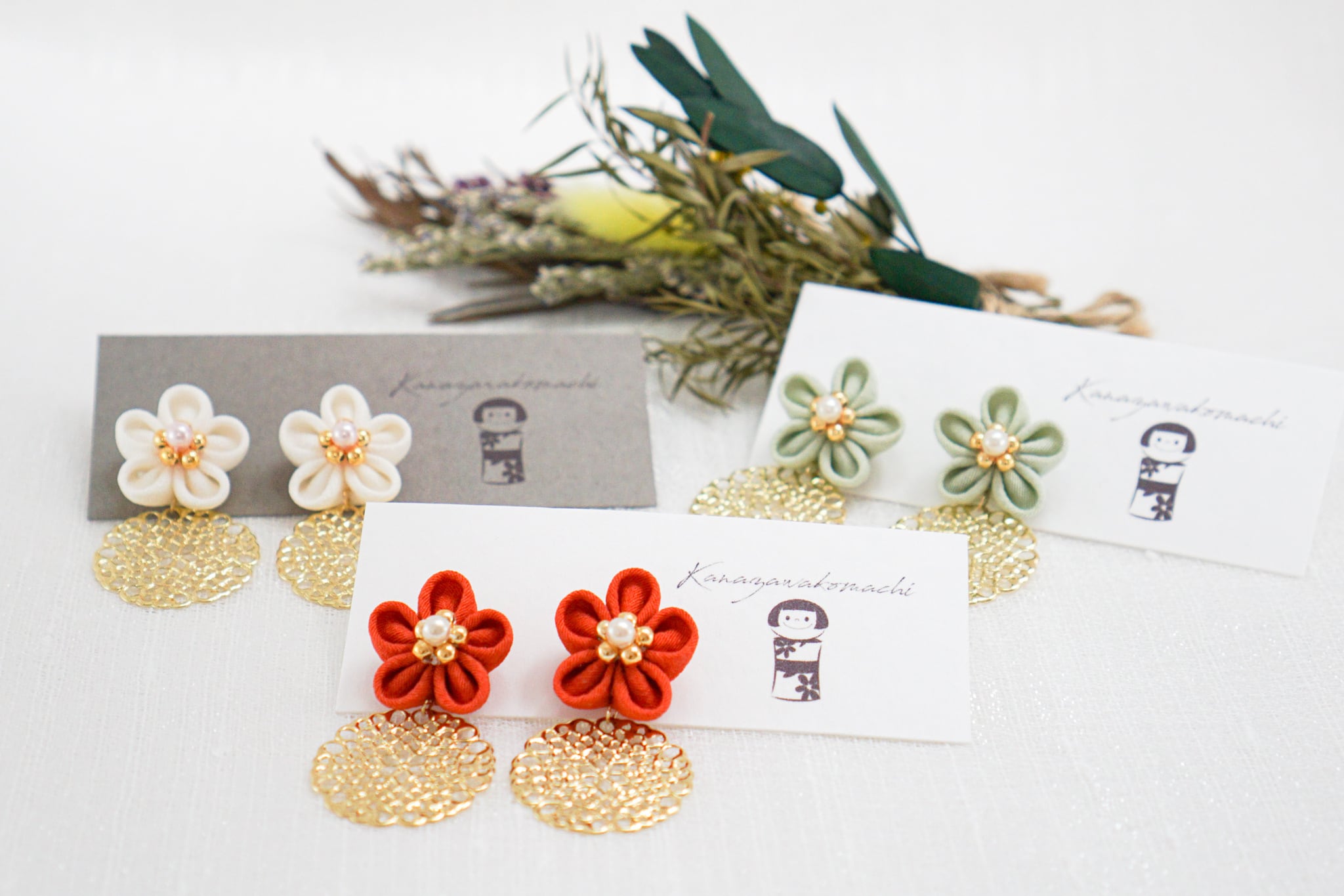 つまみ細工ピアスNO.10*Light color*