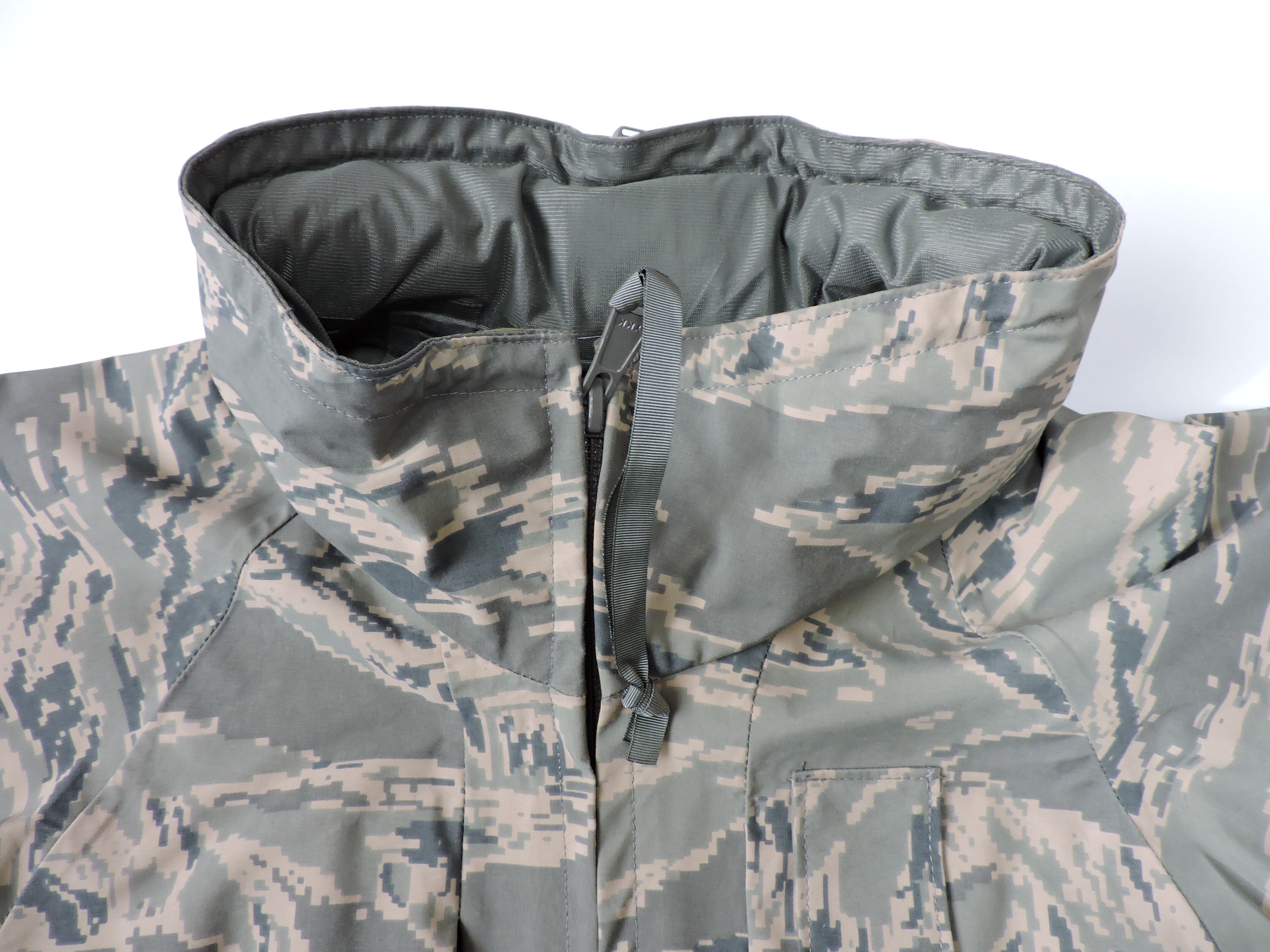 USAF APEC Parka ABU GORE-TEX tiger stripe camouflage SAMPLEmodel