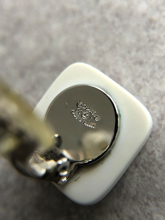 CHANEL シャネル イヤリング ホワイト ココマーク キーキャップ vintage ヴィンテージ オールド pfkb7h