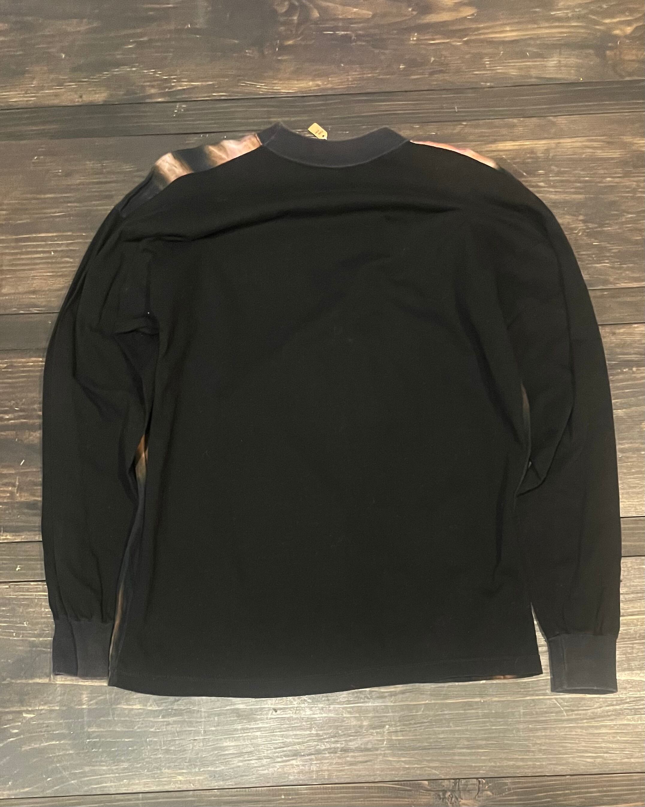 used long sleeve t-shirt[Disarmed]