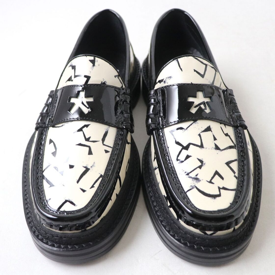 未使用◇JIMMY CHOO×ERIC HAZE CURATED BY POGGY ジミーチュウ 