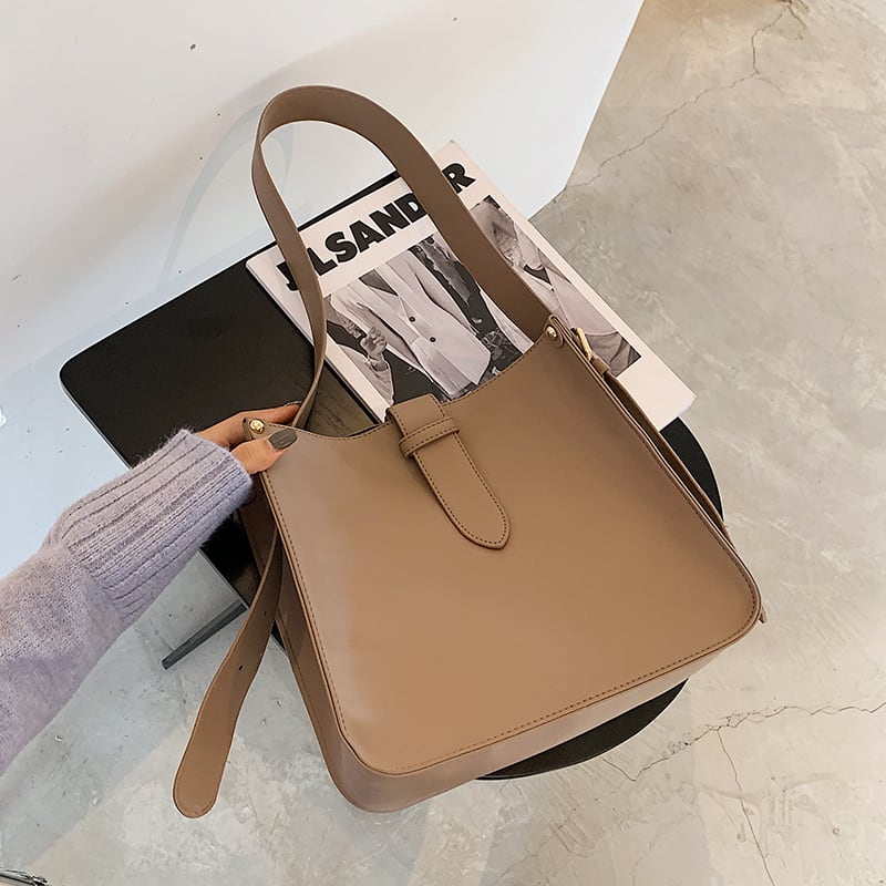 レトロ大容量バケットバッグ女性バッグ2020新しい流行のファッションネットレッドテクスチャワンショルダー脇の下バッグトートバッグ Tiancai_Wing_Bag58926508561