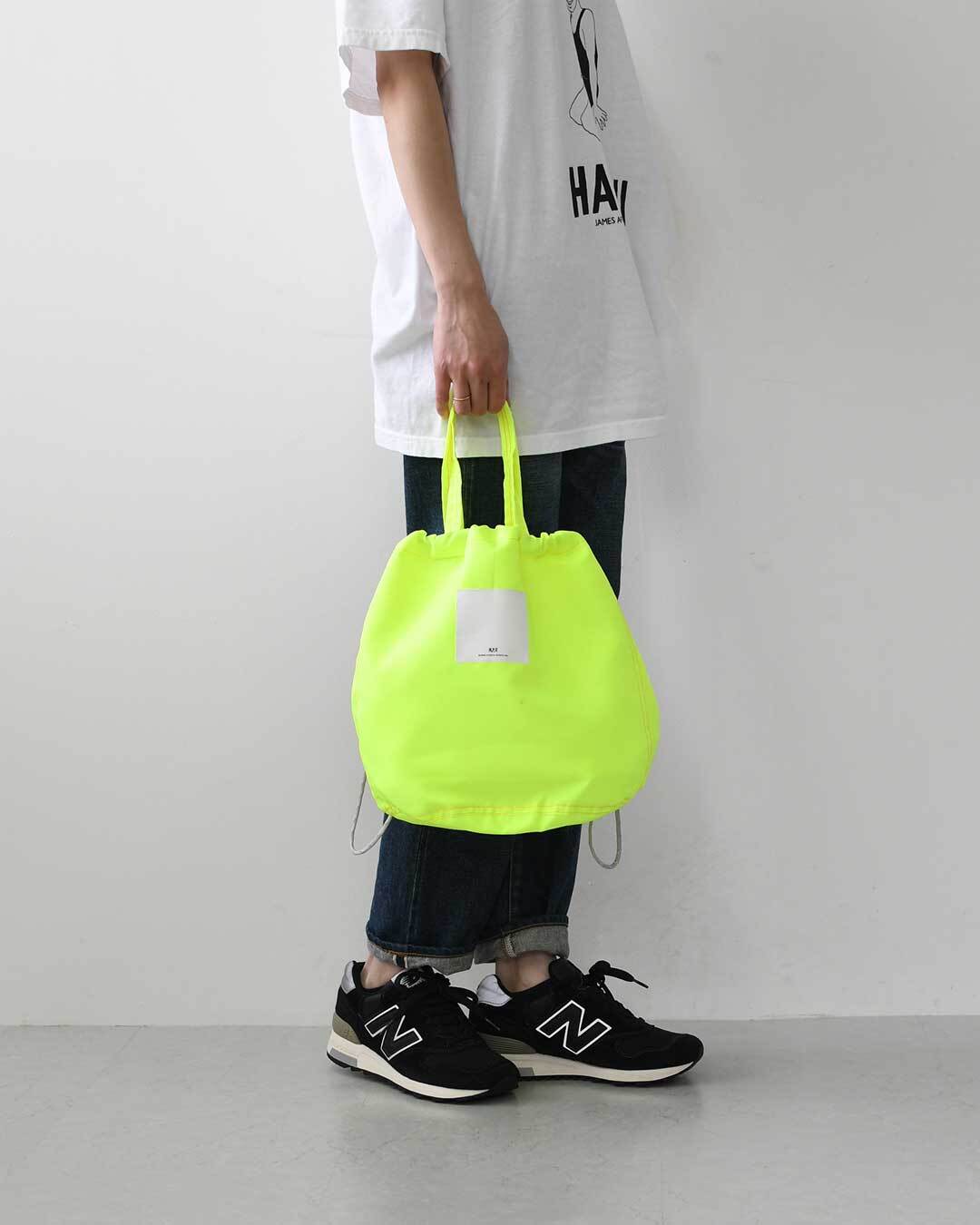 N.P.E NAPRON PATIENTS EFFECTS BAG M [エヌピーイーナプロン