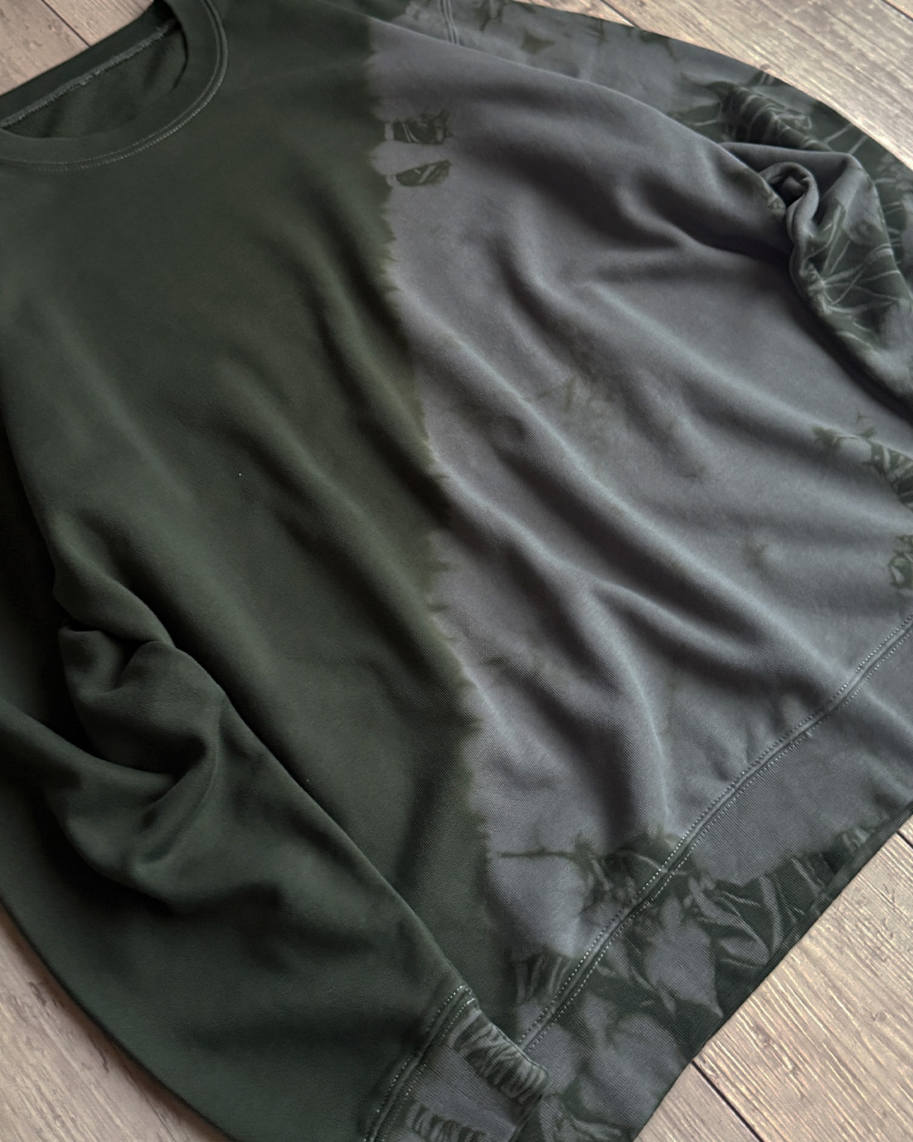 【数量限定販売】タイダイトレーナー 緑化