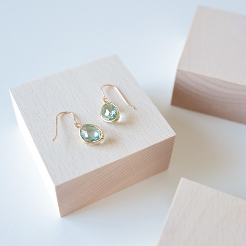 ﾍﾞｾﾞﾙ ｴﾘﾅｲﾄ ﾋﾟｱｽ/ｲﾔﾘﾝｸﾞ