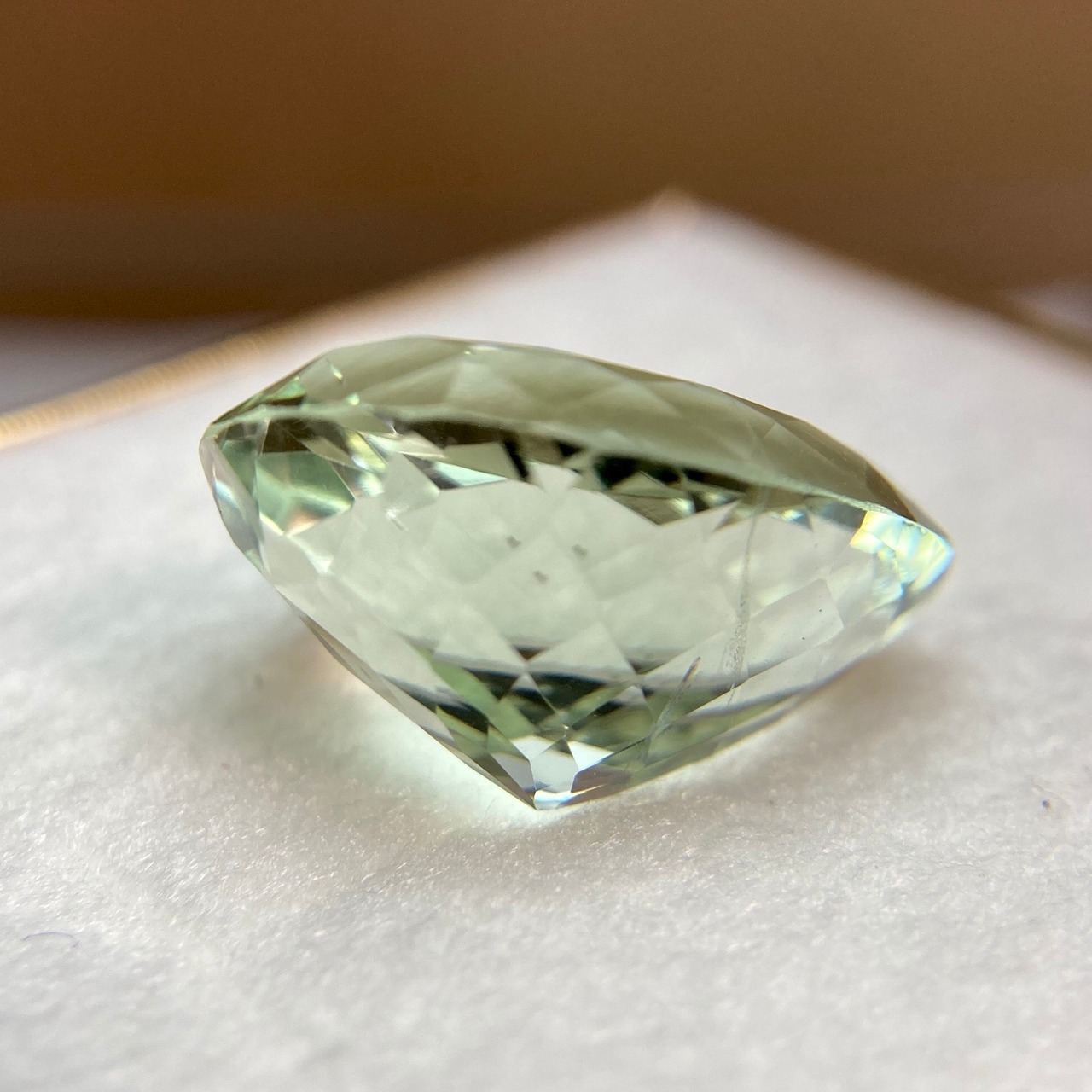 クォーツ 15.541ct 淡グリーン 簡易ソーティング付き No.129