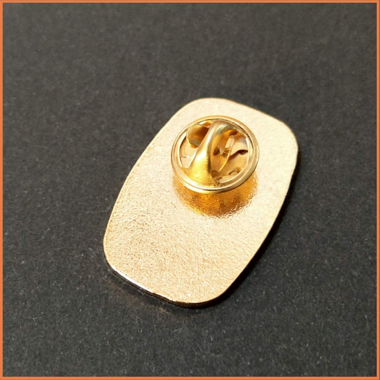 KAIKOMAピンバッジ（イエロー）【後藤郁子デザイン】 | 甲斐駒ヶ岳七丈