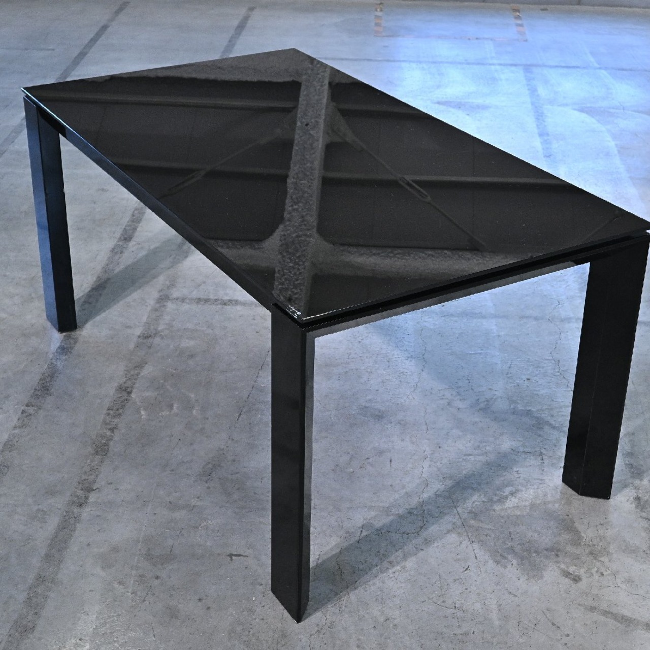 ★ Calligaris 50万「Omnia/オムニア」ダイニングテーブル 伸長式 ガラストップ エクステンション 食卓 リビング 会議用 カフェ カリガリス【中古家具/中古インテリア/USED家具ユーズド家具/リサイクル】